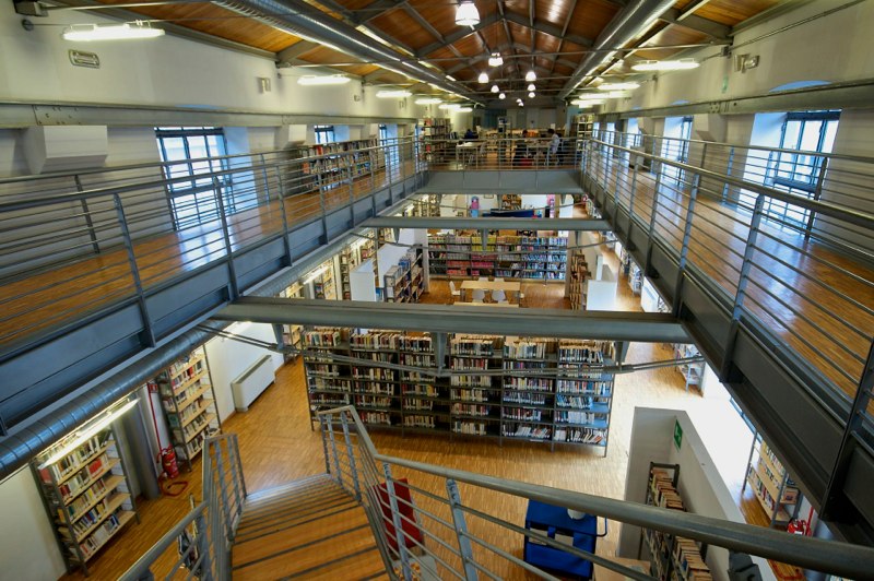 Biblioteca comunale “La pigna” di Vobarno Biblioteca comunale “La pigna” di Vobarno